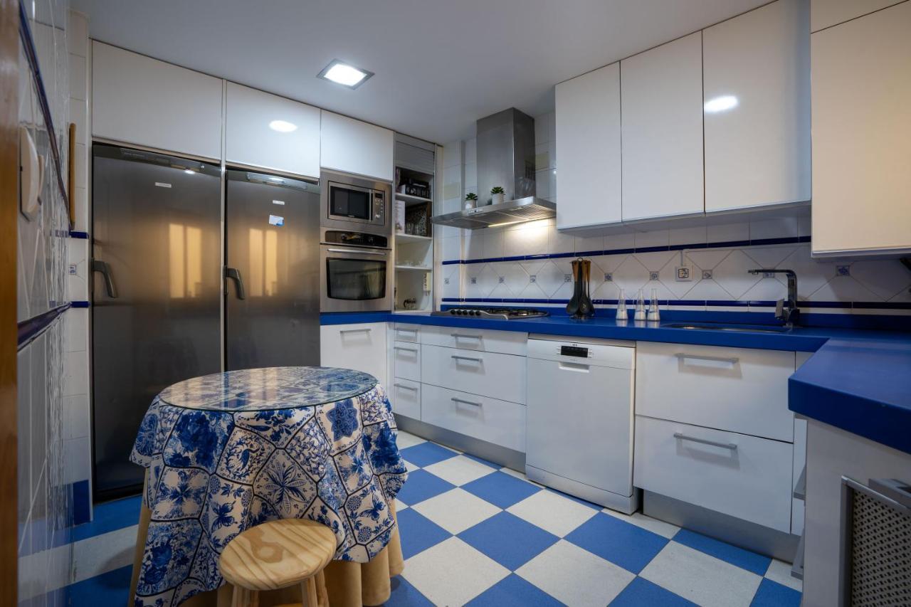 Reina Aixa- Apartamento Centro Granada Bagian luar foto